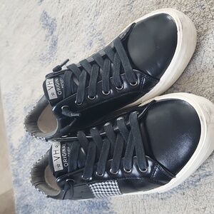 Vintage Havana Black and White Sneakers